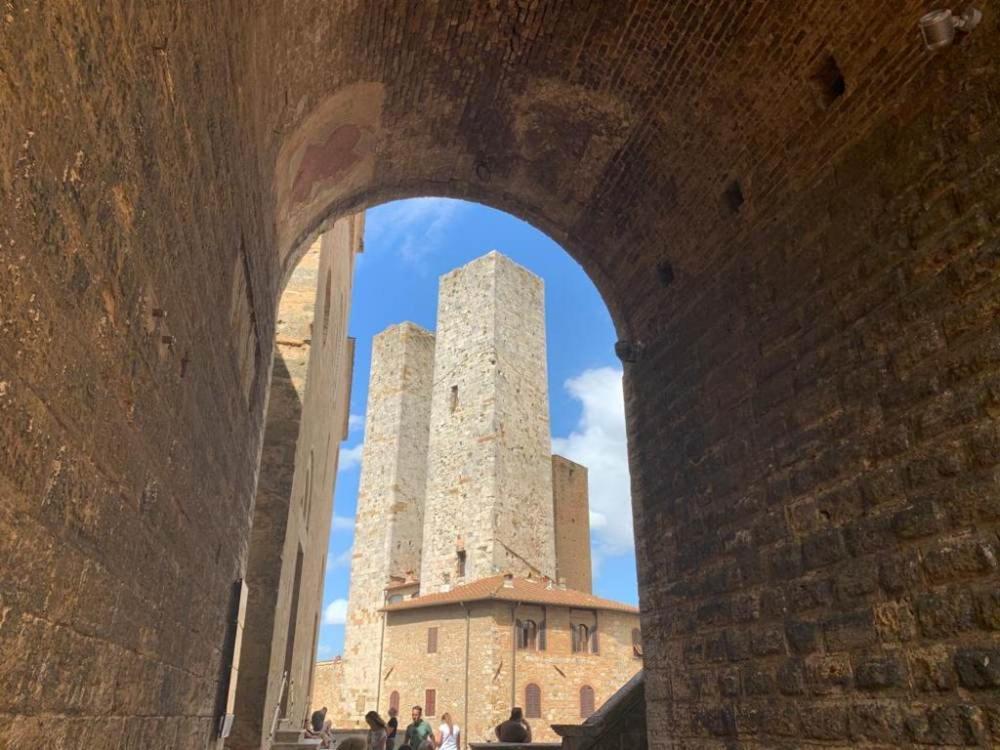 فندق Primettahouse سان جيمينيانو المظهر الخارجي الصورة
