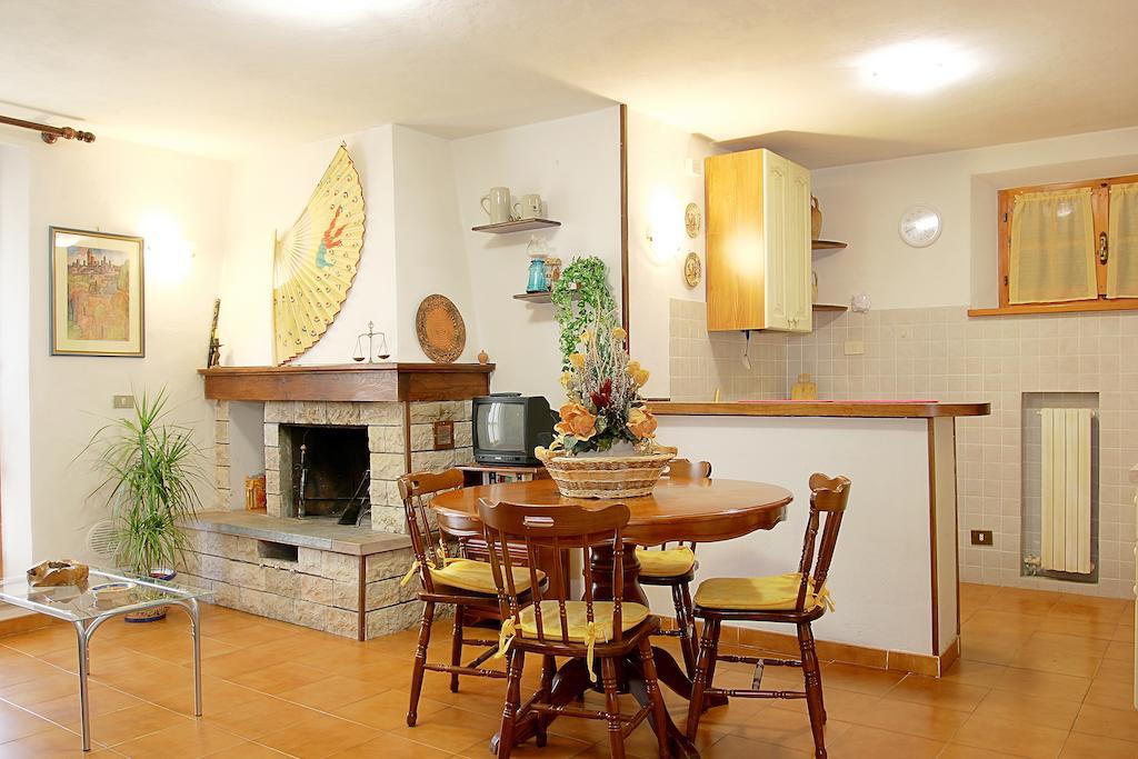 فندق Primettahouse سان جيمينيانو المظهر الخارجي الصورة
